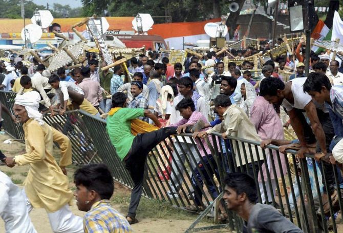 rahul kisan yatra के लिए चित्र परिणाम