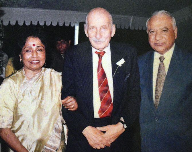 Dr and Mrs Shinde with Field Marshal Manekshaw