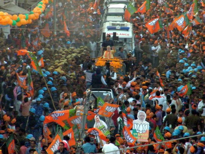 Narendra Modi campaigns in Varanasi, March 5, 2017