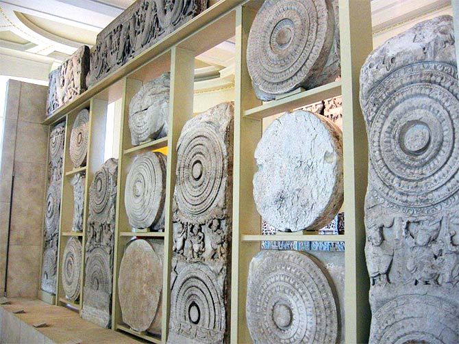 The Amravathi marbles at the British Museum. Photograph: Courtesy Redtigerxyz/Wikimedia Commons.