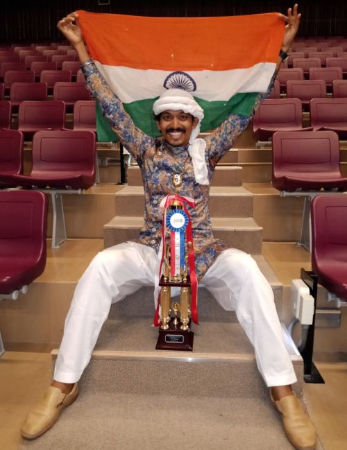 skorsten etage kommentator Mumbaikar wins world whistling championship for second time