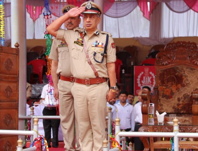 Sp Vaid Removed As J K Police Chief India News