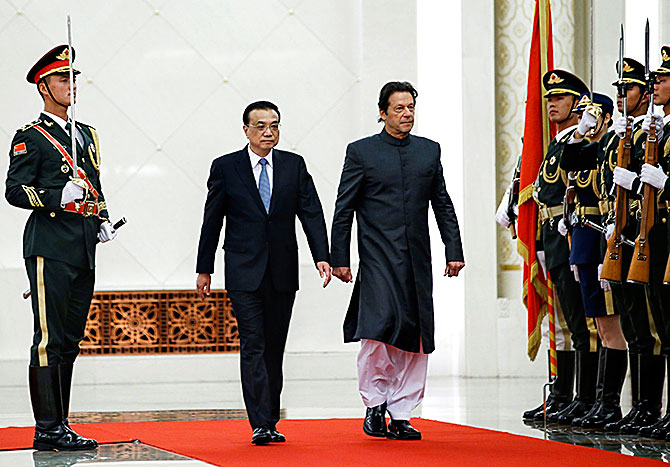 Pakistan Prime Minister Imran Khan and China's Premier Li Keqiang attend a welcome ceremony at the Great Hall of the People in Beijing, November 3, 2018. Photograph: Jason Lee/Reuters