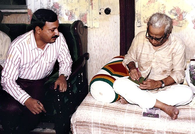 Hemant Karkare with P L Deshpande