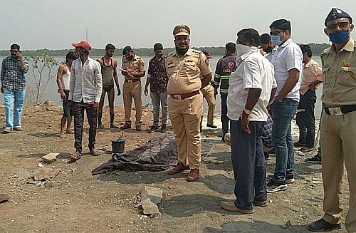 A body was recovered from Mumbra where Hiran was found dead