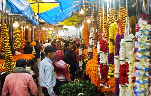 A Diwali market in Delhi