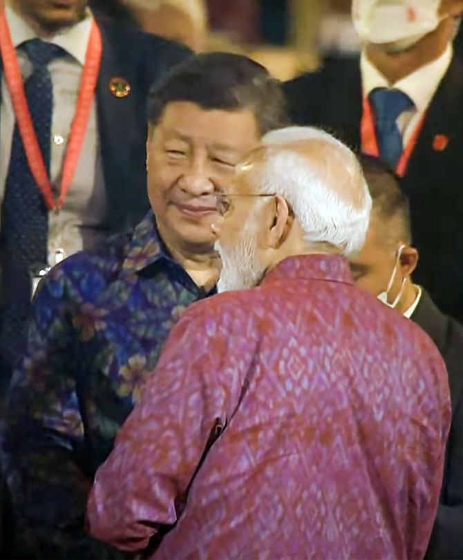 Narendra Modi and Xi Zinping