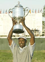 Vijay Singh holds the Wanamaker Trophy after winning the 86th PGA Championship at Whistling Straits in Kohler, Wisconsin