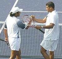 Leander Paes (left) and Mahesh Bhupathi