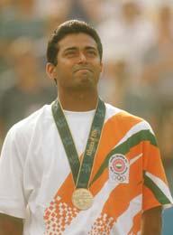 Leander wins the bronze medal at Atlanta Olympics