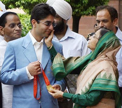 Abhinav Bindra with Indian President Pratibha Patil