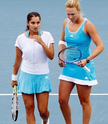 Sania Mirza and Alicia Molik