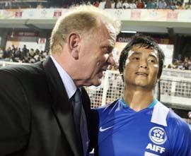 Bob Houghton and Baichung Bhutia