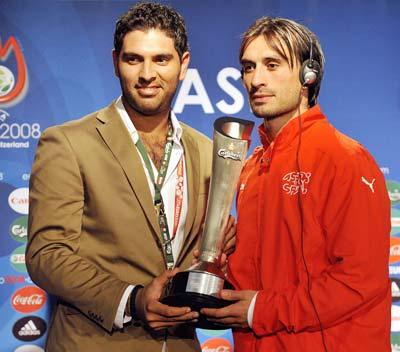 Yuvraj Singh and Hakan Yakin