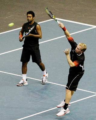 Leander Paes and Lukas Dlouhy