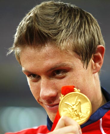 Andreas Thorkildsen with his Beijing gold medal