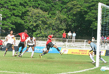 Muritala Ali scores Mahindra's opening goal