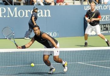 Leander Paes and Lukas Dlouhy