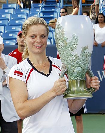 Kim Clijsters with the Cincinnati title on Sunday