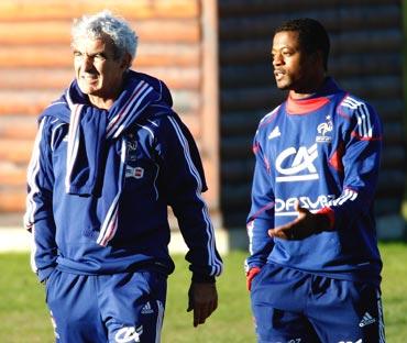 Raymond Domenech (left) and Patrice Evra