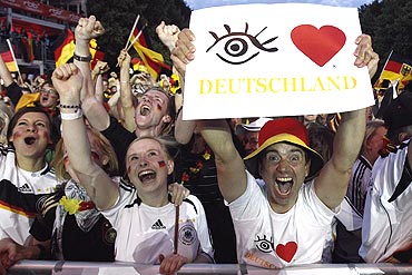 German fans celebrate in Berlin