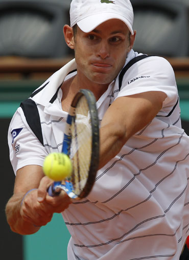Andy Roddick returns to Nieminen
