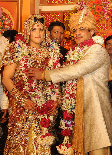 Sushil Kumar with bride Savi