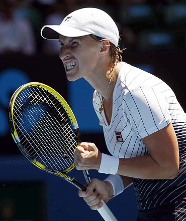 Svetlana Kuznetsova exults after defeating Justine Henin on Friday