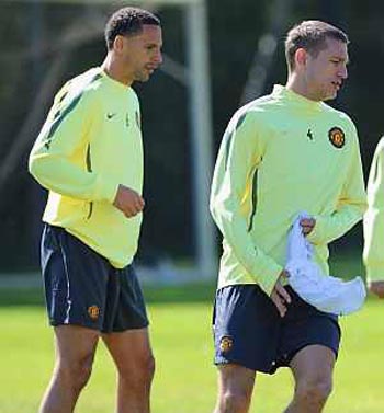 Nemanja Vidic (right)