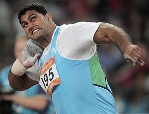 Om Prakash shot put