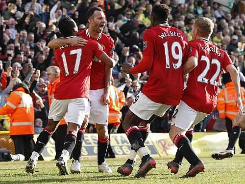 Ryan Giggs celebrates after scoring