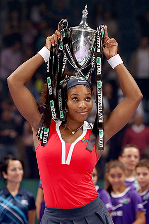 Serena Williams with the winner's trophy in Istanbul