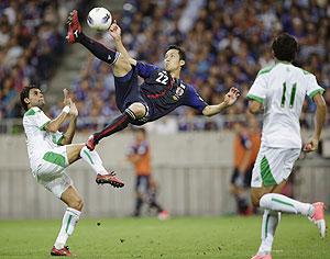 Maya Yoshida vs Iraq in WC qualifier