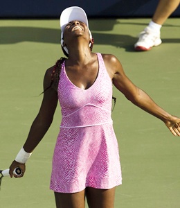Rogers Cup: Venus Williams falls in first round while Djokovic entertains