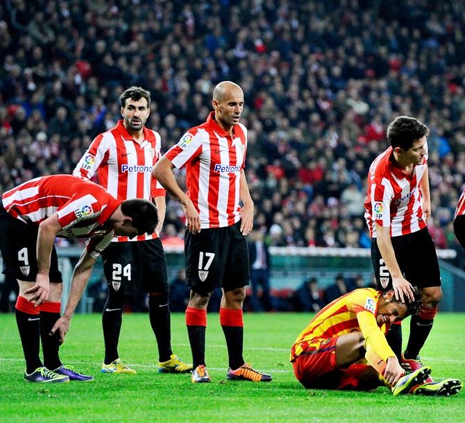 Soccer - UEFA Champions League - Group E - Real Madrid v Steaua Bucuresti -  Santiago Bernabeu Stock Photo - Alamy