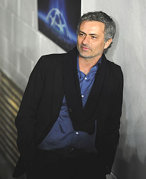 Mourinho keen to keep trophy record intact
