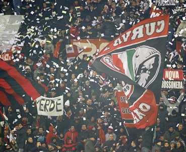 Fan ban lifted for Milan derby