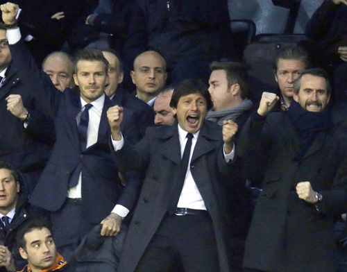 Paris Saint Germain's David Beckham (left), Sporting Director Leonardo and General Director Jean-Claude Blanc