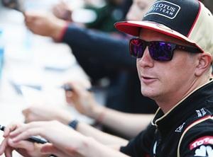 Raikkonen bides his time over 2014 decision