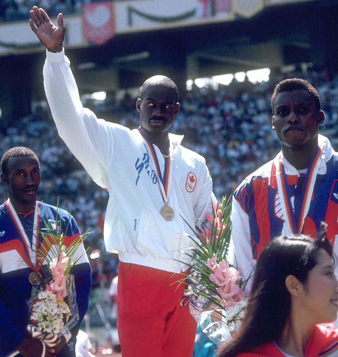 Ben Johnson (centre) on the podium with Carl Lewis (right) and Linford Christie