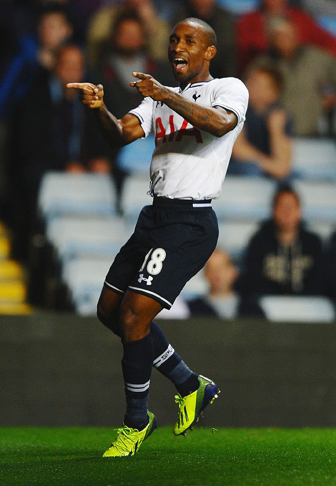 Jermain Defoe of Tottenham Hotspur celebrates scoring