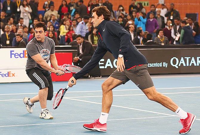 Aamir Khan and Roger Federer play a doubles match