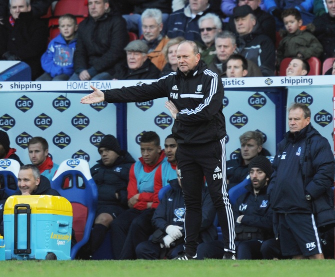 West Bromwich Albion manager Pepe Mel gives instructions.