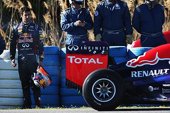 Daniel Ricciardo of Australia and Infiniti Red Bull Racing has a car breakdown on his installation lap during day three of Formula One Winter Testing at the Circuito de Jerez in Jerez de la Frontera, Spain, on Thursday