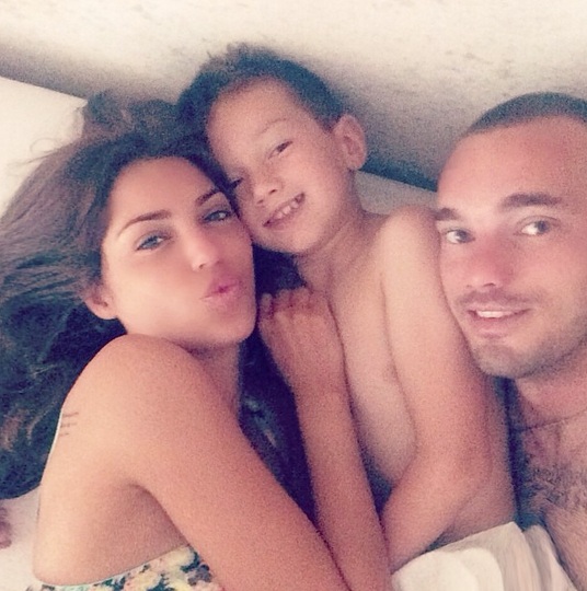 Wesley Sneijder with his wife