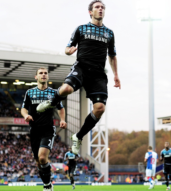 Frank Lampard of Chelsea celebrates scoring