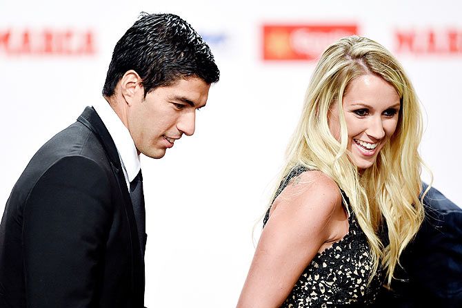 Barcelona and Uruguay star Luis Suarez and his wife Sofia Balbi 