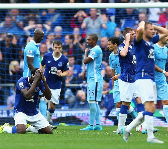 Romelu Lukaku of Everton reacts