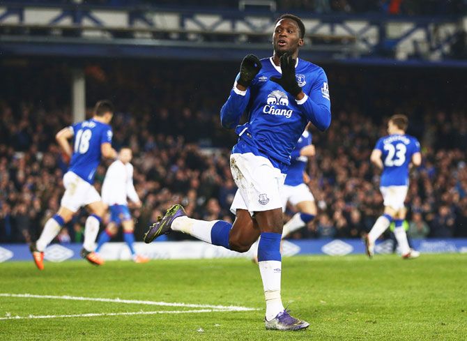 Everton's Romelu Lukaku celebrates scoring the equalising goal against Crystal Palace during their Barclays English Premier League match at Goodison Park in Liverpool on Monday