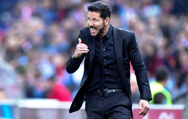 Head coach Diego Pablo Simeone of Atletico de Madrid gives instructions during a La Liga game 
